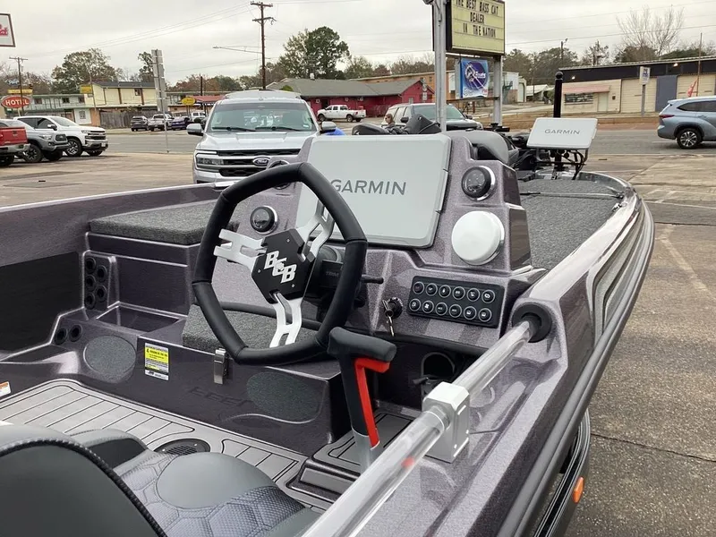 Slide: The Image of Bass Cat Eyra SP 2026 - 20