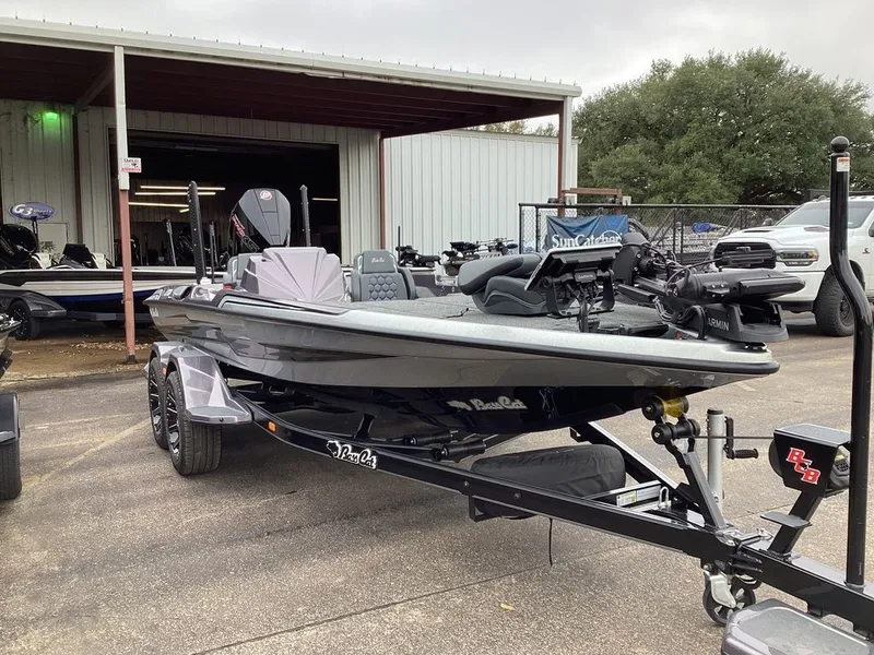 Slide: The Image of Bass Cat Eyra SP 2026 - 7