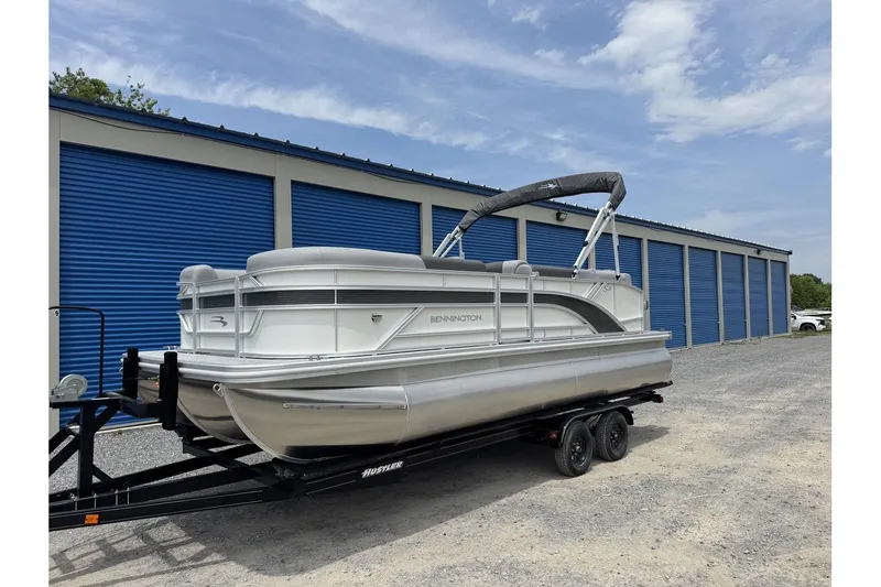 The Image of Bennington S Series 21 SLJ 2026 - 1