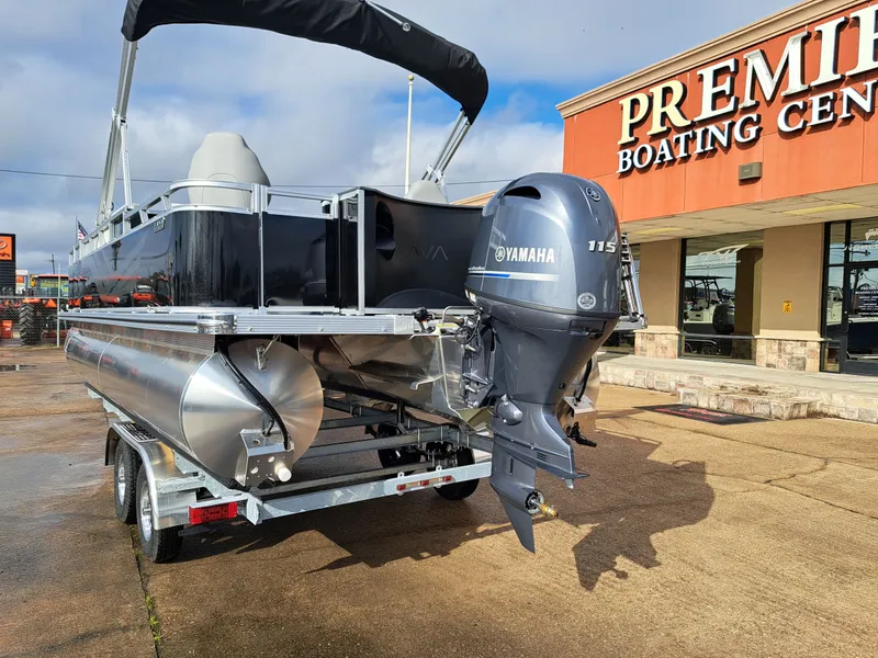 Slide: The Image of Avalon Venture 85 Rear Fish - 21' 2026 - 9