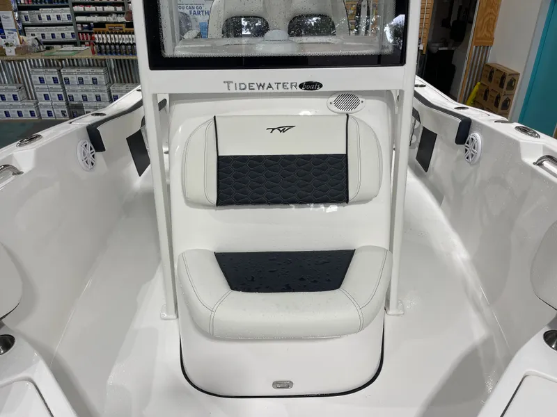 Slide: The Image of Tidewater 220 LXF 2026 - 23