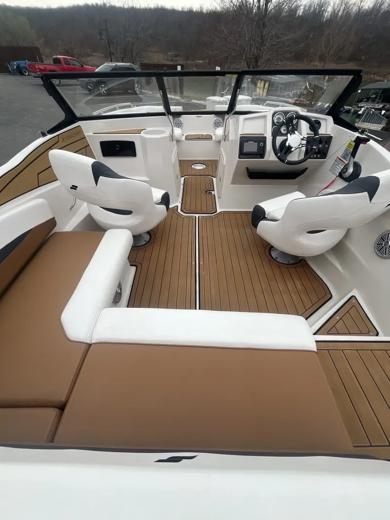 Slide: The Image of Starcraft SVX 210OB 2023 - 11