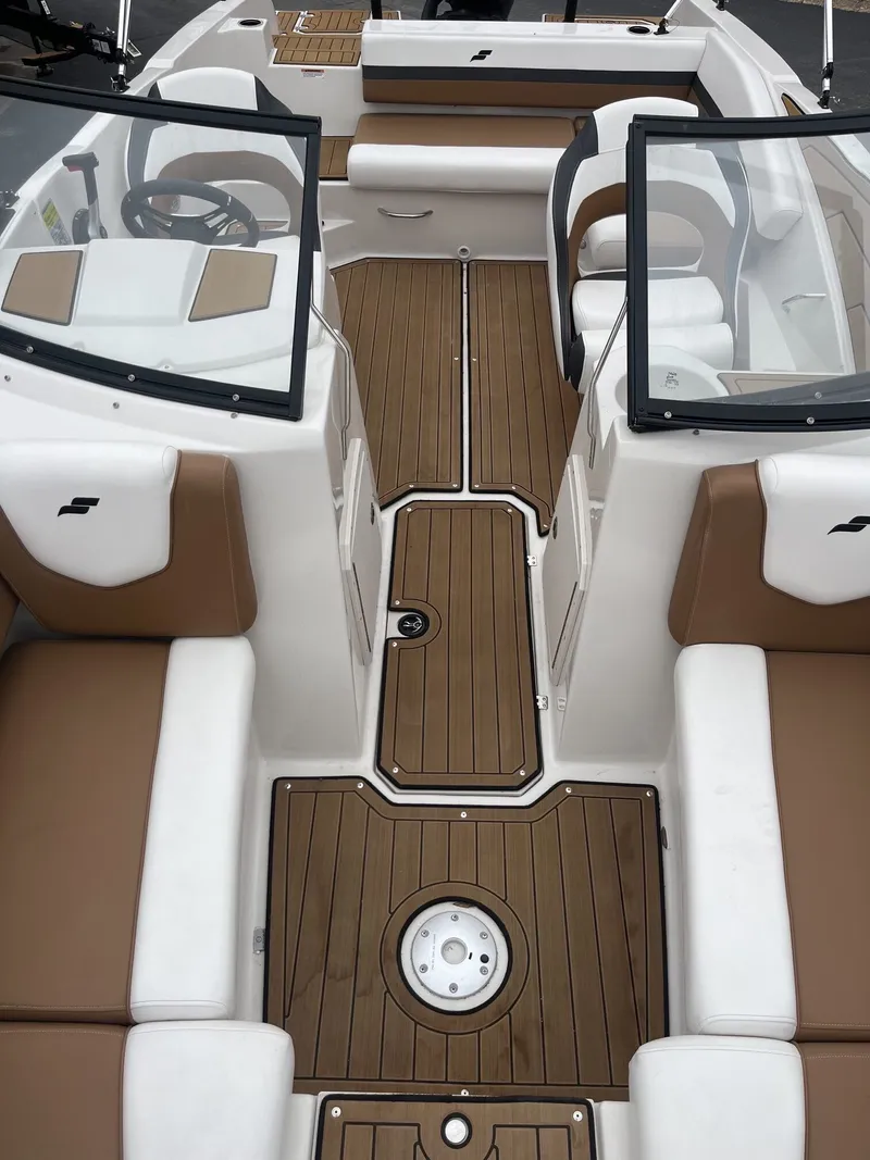 Slide: The Image of Starcraft SVX 210OB 2023 - 14