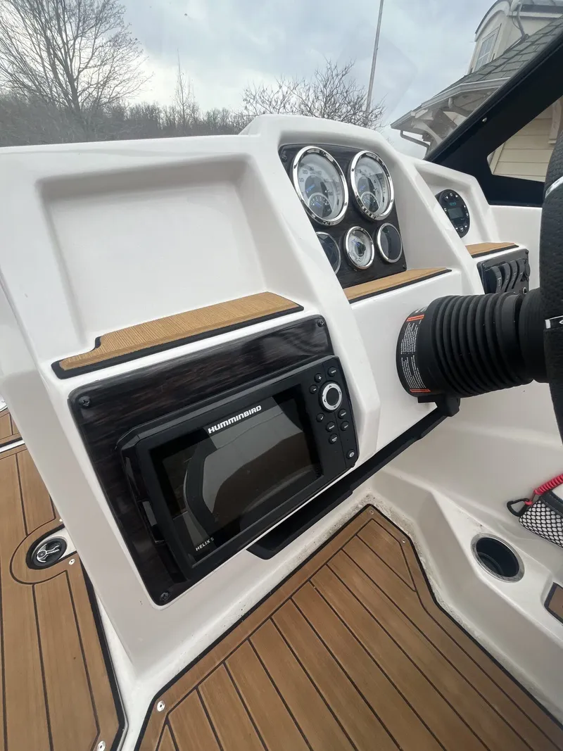 Slide: The Image of Starcraft SVX 210OB 2023 - 17