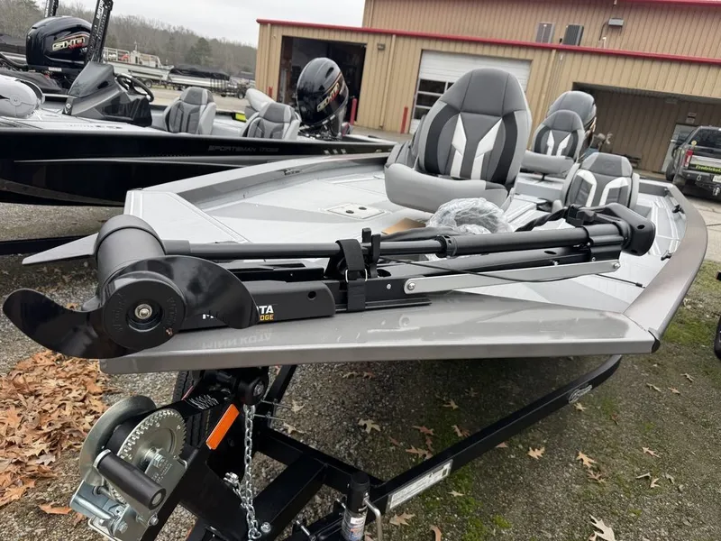 Slide: The Image of G3 Sportsman 1810 SE 2026 - 2