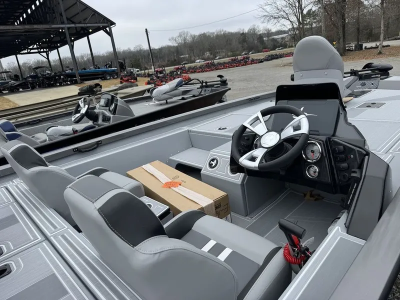 Slide: The Image of G3 Sportsman 1810 SE 2026 - 3