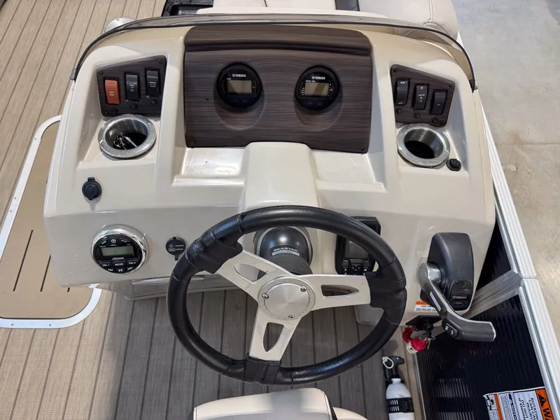 Slide: The Image of Bennington 23SSRX 2019 - 11