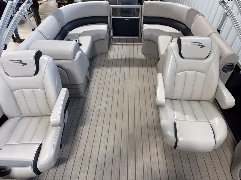 Slide: The Image of Bennington 23SSRX 2019 - 21