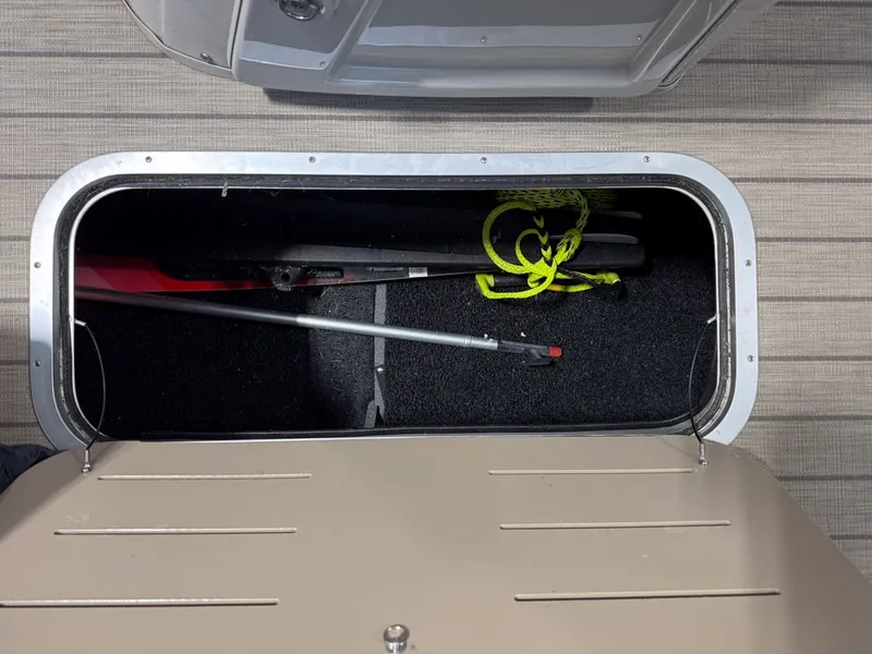 Slide: The Image of Bennington 23SSRX 2019 - 26