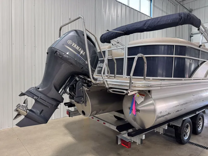 Slide: The Image of Bennington 23SSRX 2019 - 4