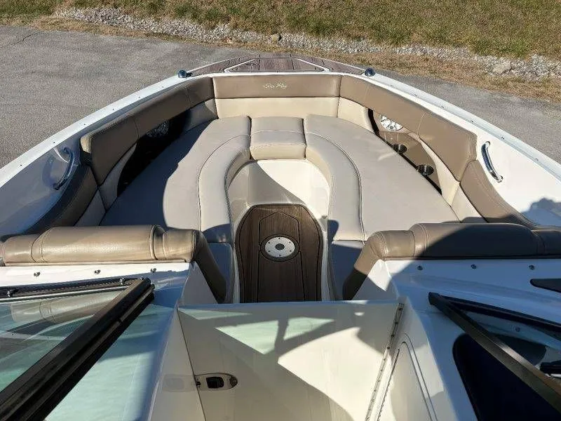 Slide: The Image of Sea Ray 300 SLX 2012 - 27