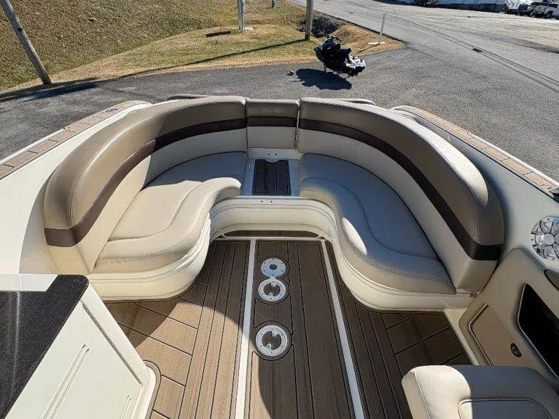 Slide: The Image of Sea Ray 300 SLX 2012 - 34