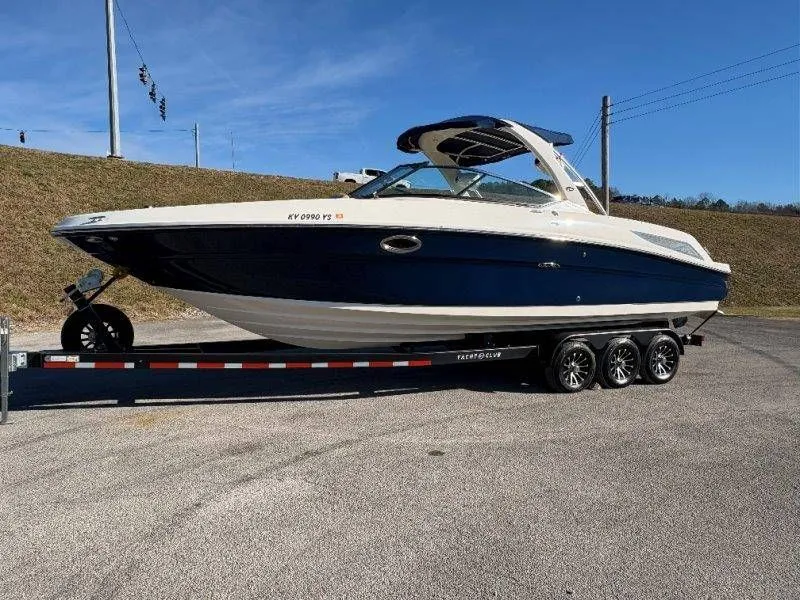 Slide: The Image of Sea Ray 300 SLX 2012 - 51