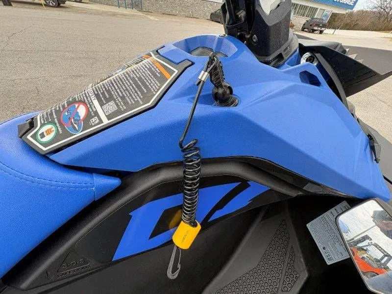 Slide: The Image of Sea-Doo Spark Trixx 3up 2023 - 15