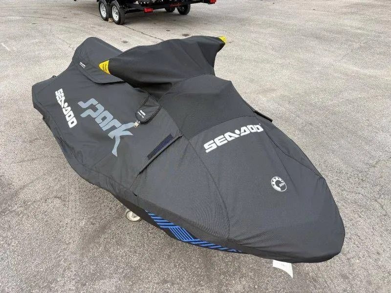 Slide: The Image of Sea-Doo Spark Trixx 3up 2023 - 33