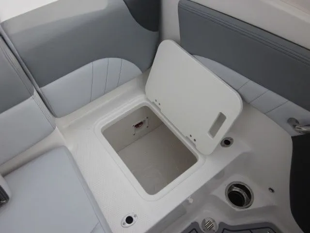 Slide: The Image of Chaparral 21 SSI Sport 2026 - 23