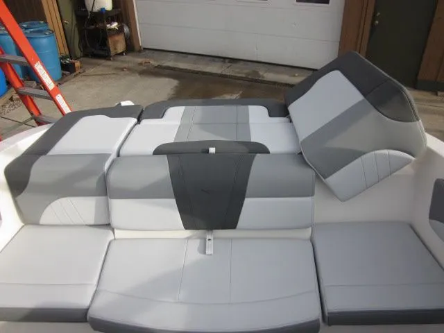 Slide: The Image of Chaparral 21 SSI Sport 2026 - 26