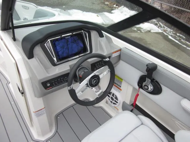 Slide: The Image of Chaparral 21 SSI Sport 2026 - 15