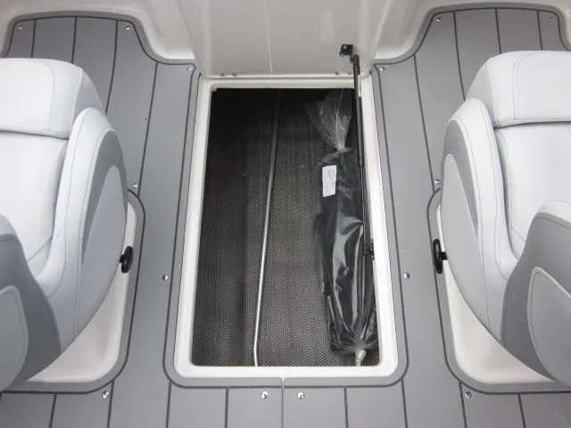 Slide: The Image of Chaparral 21 SSI Sport 2026 - 20