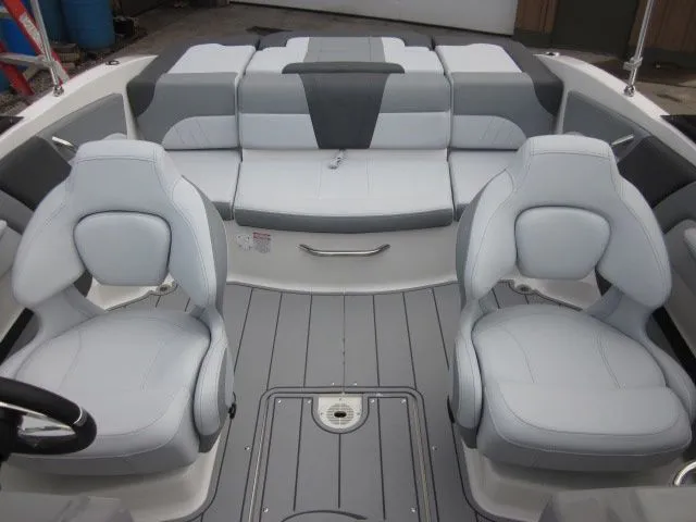 Slide: The Image of Chaparral 21 SSI Sport 2026 - 21