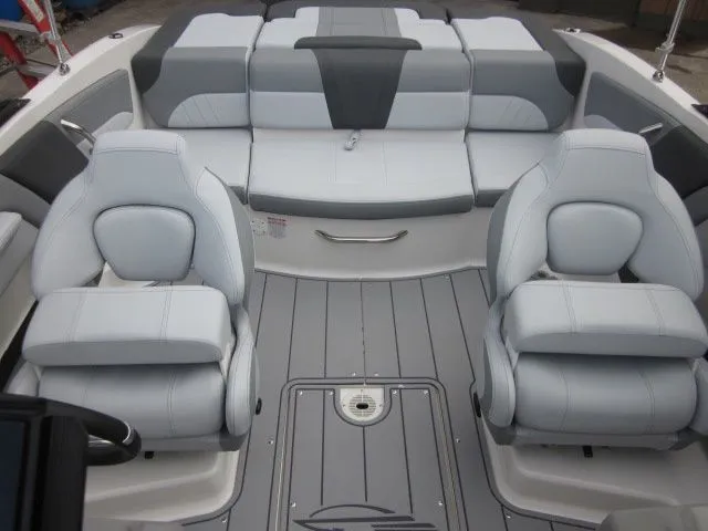 Slide: The Image of Chaparral 21 SSI Sport 2026 - 22