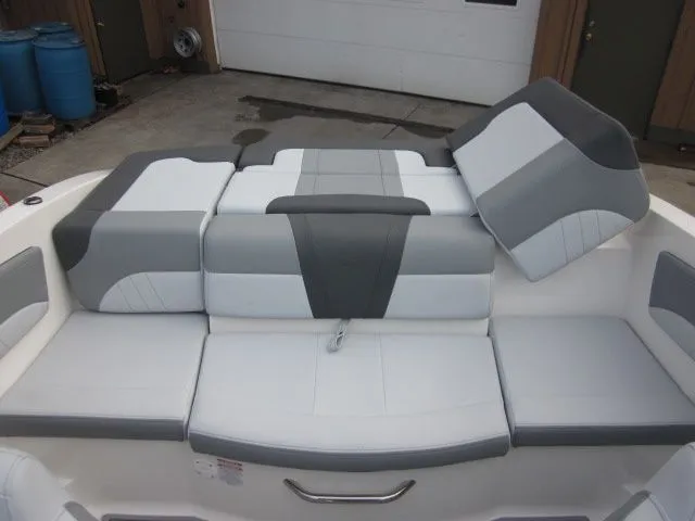 Slide: The Image of Chaparral 21 SSI Sport 2026 - 25