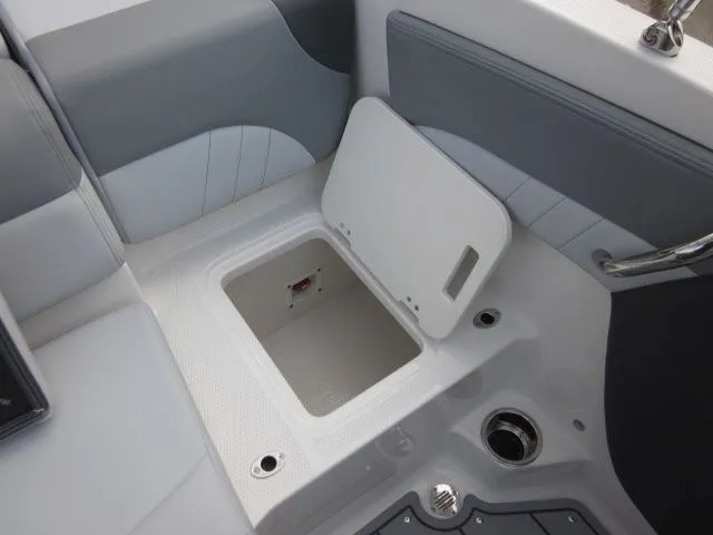 Slide: The Image of Chaparral 21 SSI Sport 2026 - 27