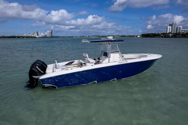 Slide: The Image of Fountain 32 Center Console 2007 - 2