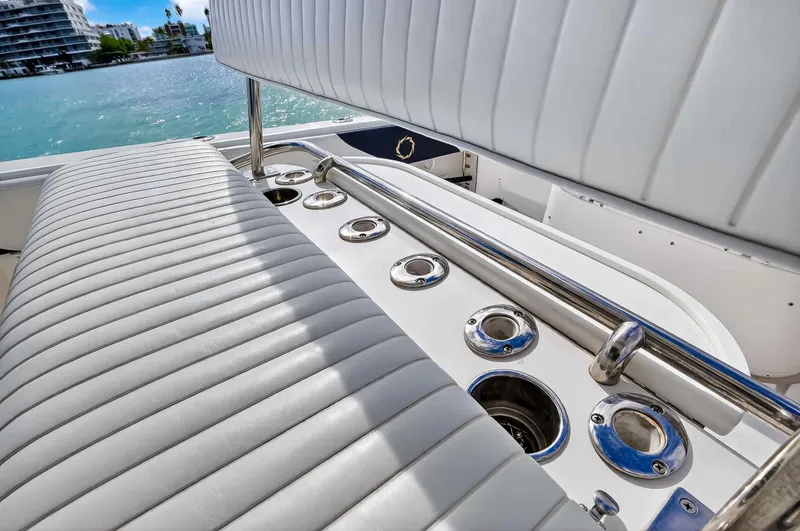 Slide: The Image of Fountain 32 Center Console 2007 - 29