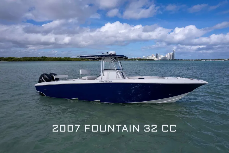 Slide: The Image of Fountain 32 Center Console 2007 - 4