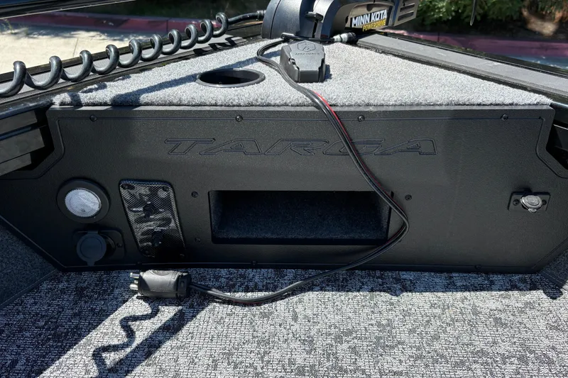 Slide: The Image of 2026 Tracker Targa V-18 Combo boat dashboard with Minn Kota PowerDrive trolling motor. - 31