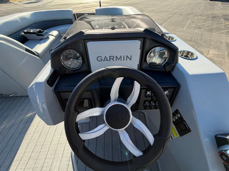 Slide: The Image of Manitou 2026 Manitou Encore RF SHP575 2026 - 13