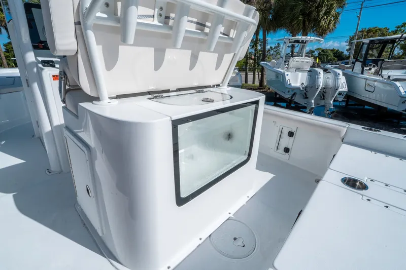 Slide: The Image of Sea Hunt BX 25 FS 2026 - 14