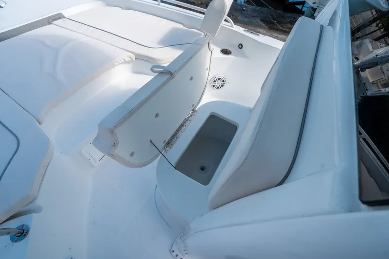 Slide: The Image of Sea Hunt BX 25 FS 2026 - 27