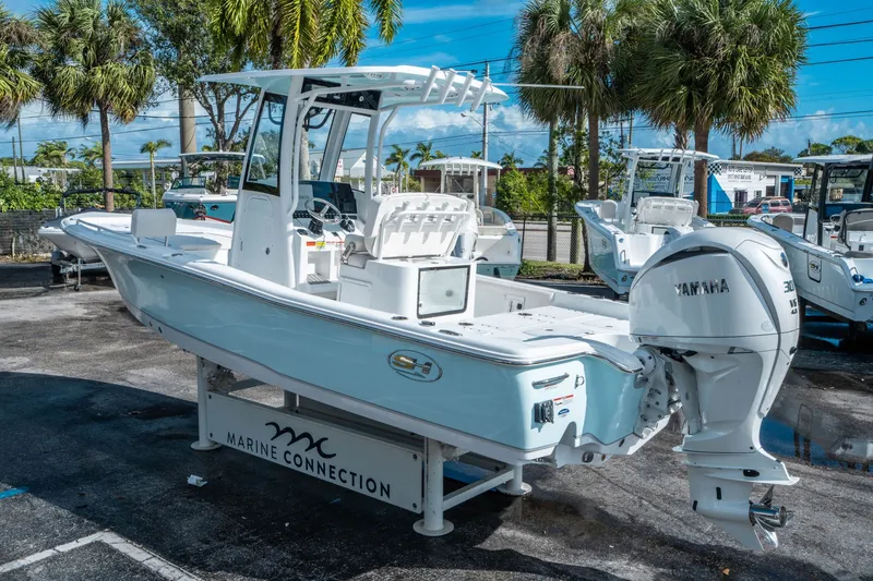 Slide: The Image of Sea Hunt BX 25 FS 2026 - 4