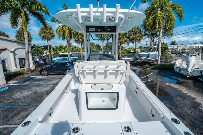 Slide: The Image of Sea Hunt BX 25 FS 2026 - 9