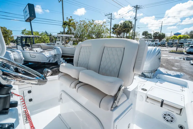 Slide: The Image of Sea Hunt BX 25 FS 2026 - 19