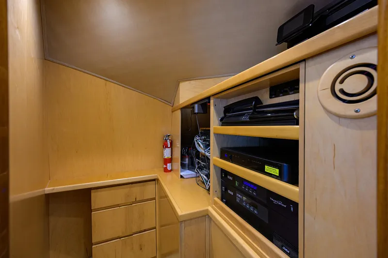 Slide: The Image of Viking 82 BLU FROG - Audio Visual Room - 18