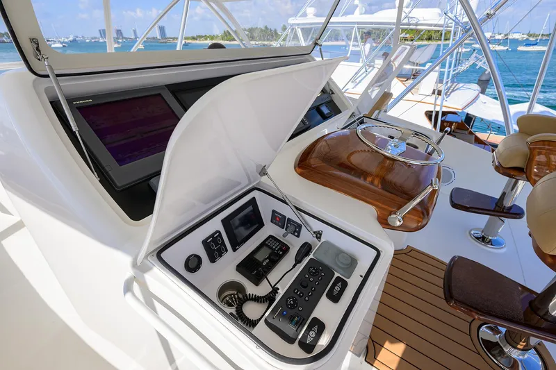 Slide: The Image of 2013 Viking 82 BLU FROG - Port Helm Station - 44