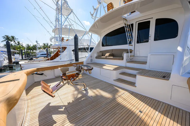 Slide: The Image of Viking 82 BLU FROG - Cockpit - 52