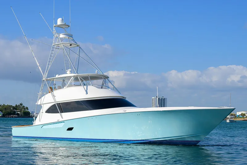Slide: The Image of Viking 82 BLU FROG - Starboard Bow Profile - 62