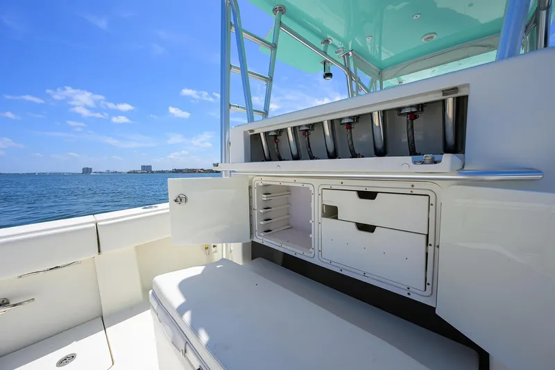 Slide: The Image of Sea Vee 39 PENELOPE - Cockpit - 29