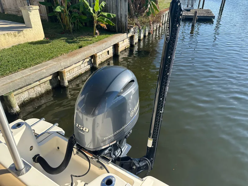 Slide: The Image of Scout 215 XSF 2019 - 21