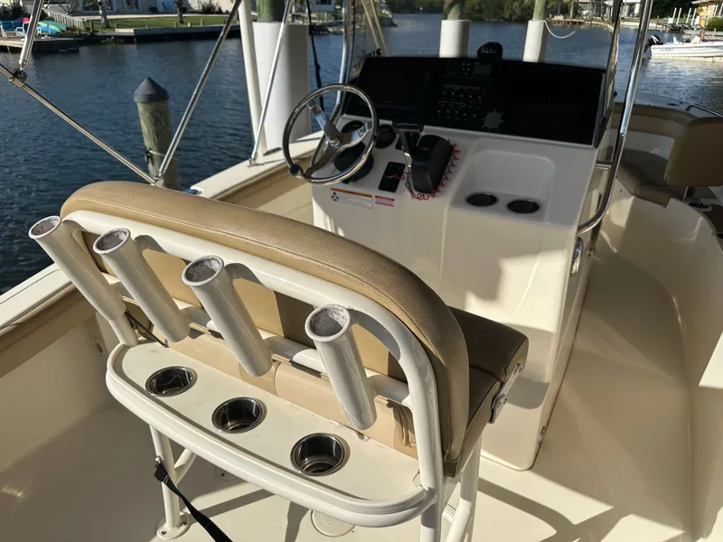 Slide: The Image of Scout 215 XSF 2019 - 9