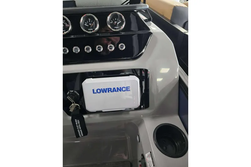 Slide: The Image of Dashboard of 2026 Viaggio V20C boat featuring Lowrance navigation system. - 20
