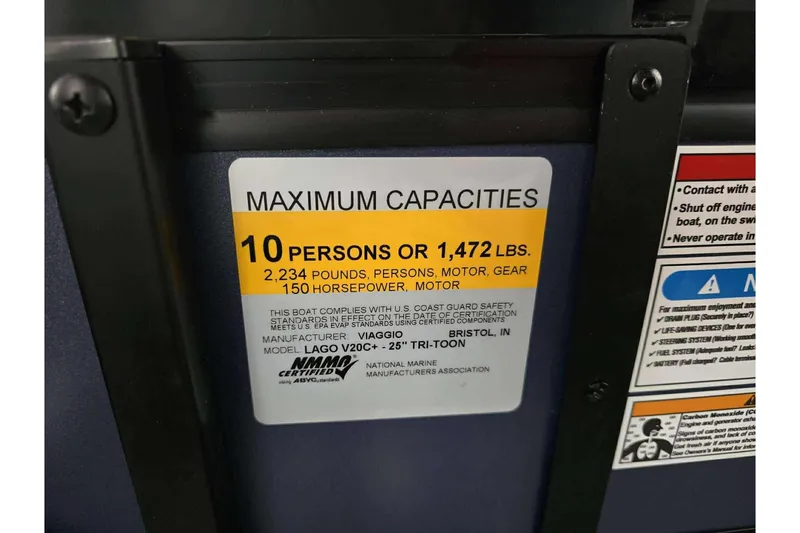 Slide: The Image of Maximum capacity label on 2026 Viaggio V20C boat, 10 persons or 1,472 lbs. - 8
