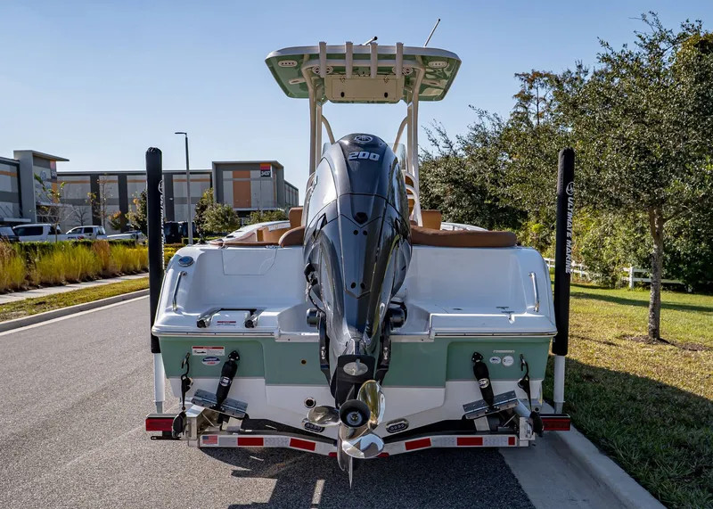 Slide: The Image of Sea Hunt Ultra 229 2026 - 4