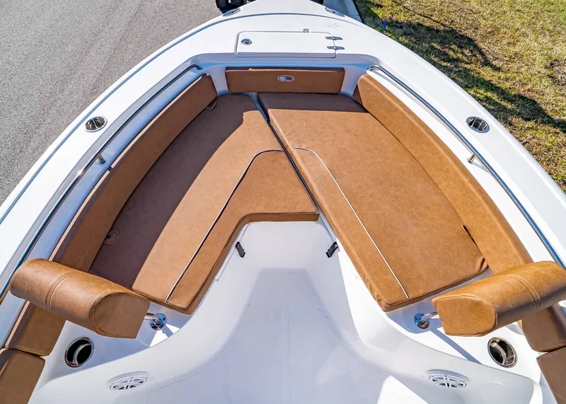 Slide: The Image of Sea Hunt Ultra 229 2026 - 25