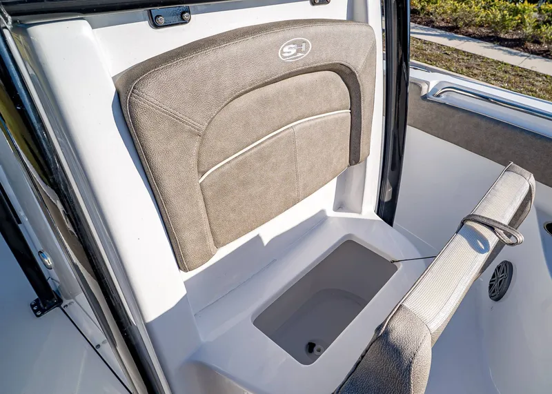 Slide: The Image of Sea Hunt Ultra 219 2026 - 22