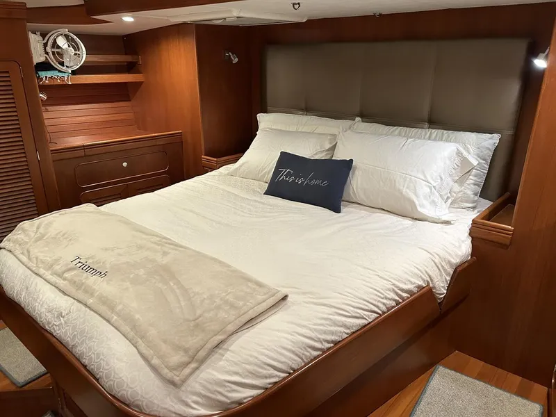 Slide: The Image of Owner's Cabin - 41